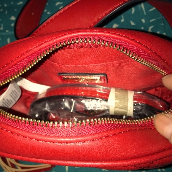 Aldo Belt Quilted Red Faux Leather Fanny Pack - Picture 3 of 6